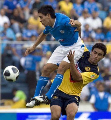 من مباراة كروز أزول و كلوب أمريكا