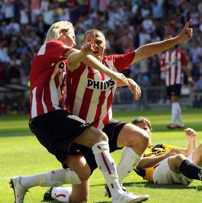 داني كوفرمانس نجم ايندهوفن سجل هدفي الفوز