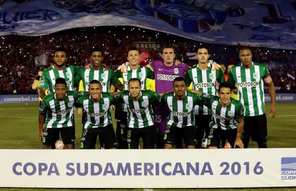 2016-11-02t001347z_1256384062_s1beukkoatab_rtrmadp_3_soccer-sudamericana_reuters