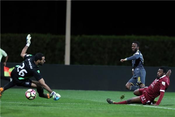  مصطفى ملائكة