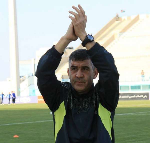 عماد خانكان