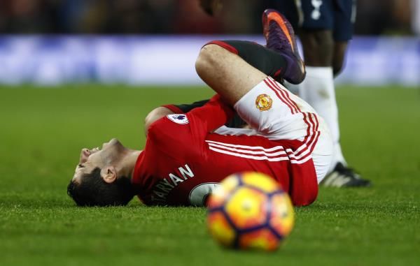 2016-12-11t155814z_124473494_mt1aci14701589_rtrmadp_3_soccer-england-mun-tot_reuters