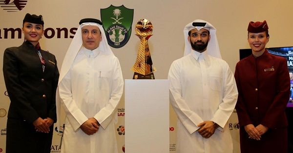 الذوادي (يمين)