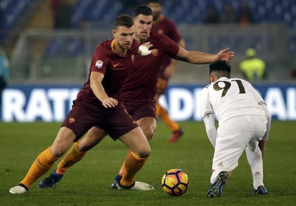 2016-12-12t212820z_1919462421_lr1eccc1nmxxg_rtrmadp_3_soccer-italy_reuters
