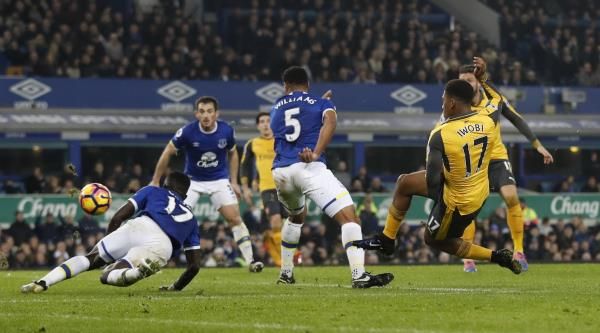 2016-12-13t212103z_124665663_mt1aci14703094_rtrmadp_3_soccer-england-eve-ars_reuters