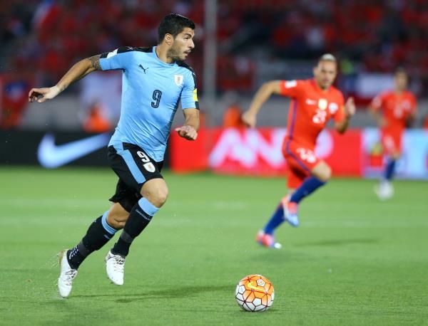 2016-11-15t235626z_219691260_s1beunbhvuab_rtrmadp_3_soccer-worldcup-chl-uru_reuters