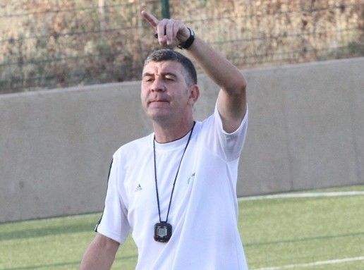 عماد خانكان