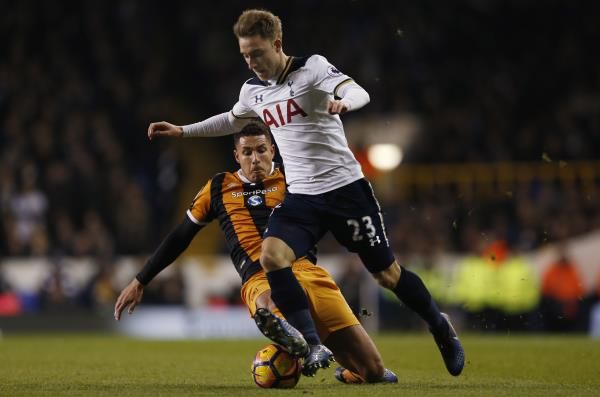 2016-12-14t211333z_124751613_mt1aci14704159_rtrmadp_3_soccer-england-tot-hul_reuters