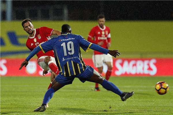 بنفيكا وريال سبورت كلوب