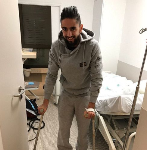 رياض بودبوز بعد إجراء العملية