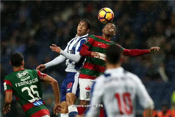 ?i=epa%2fsoccer%2f2016-12%2f2016-12-15%2f2016-12-15-05677518_epa