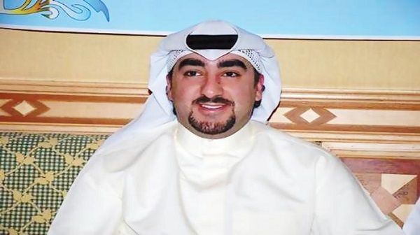 نائب رئيس جهاز الكرة في النادي العربي حسين عاشور
