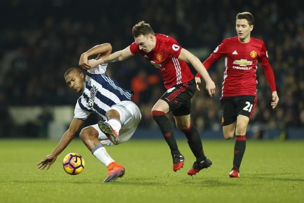 2016-12-17t185930z_125002770_mt1aci14706397_rtrmadp_3_soccer-england-wba-mun_reuters