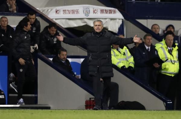 2016-12-17t190304z_125002984_mt1aci14706400_rtrmadp_3_soccer-england-wba-mun_reuters