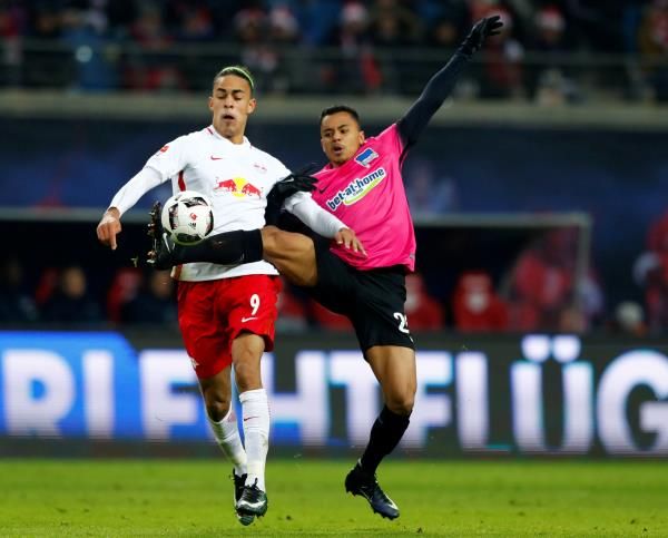 2016-12-17t154912z_14785707_rc184816efa0_rtrmadp_3_soccer-germany_reuters