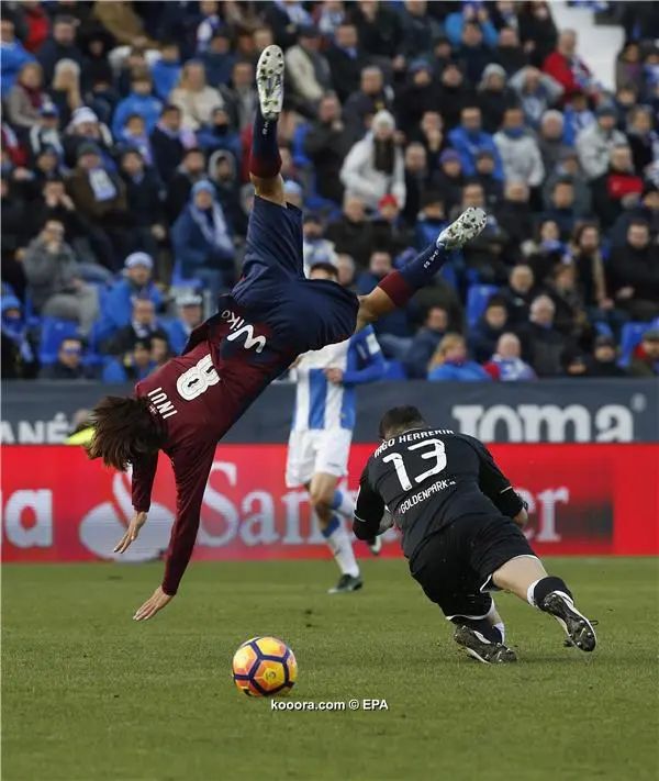 ?i=epa%2fsoccer%2f2016-12%2f2016-12-18%2f2016-12-18-05681214_epa