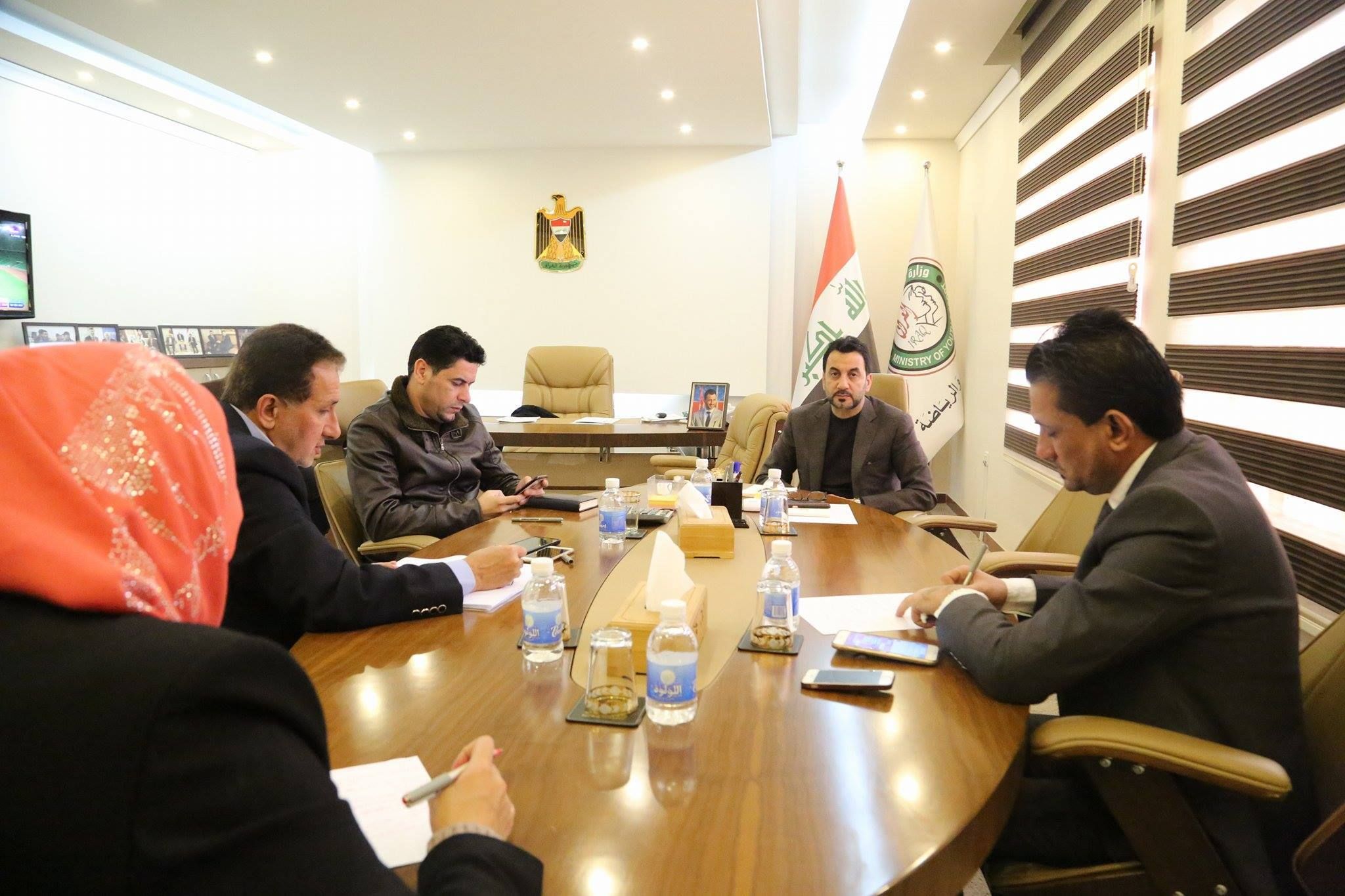 وزير الشباب والرياضة العراقي عبدالحسين عبطان