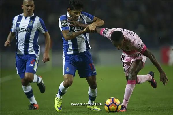 ?i=epa%2fsoccer%2f2016-12%2f2016-12-19%2f2016-12-19-05682744_epa