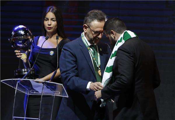 من مراسم التتويج