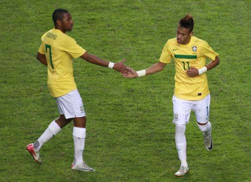 2011-07-17t211401z_01_srr51_rtridsp_3_soccer-copa_reuters