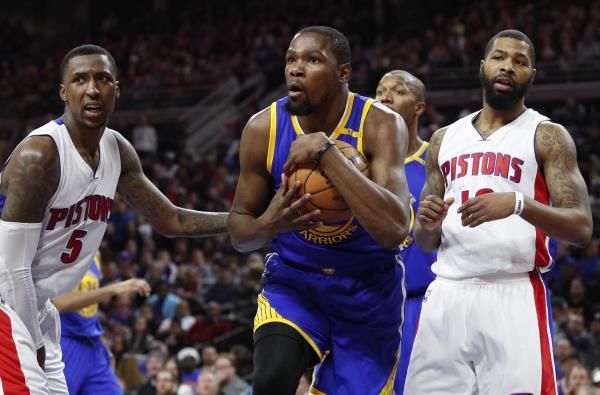 2016-12-24t040915z_1905143752_nocid_rtrmadp_3_nba-golden-state-warriors-at-detroit-pistons_reuters