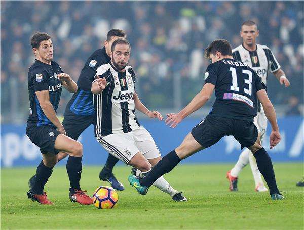 ماتيا كالدارا