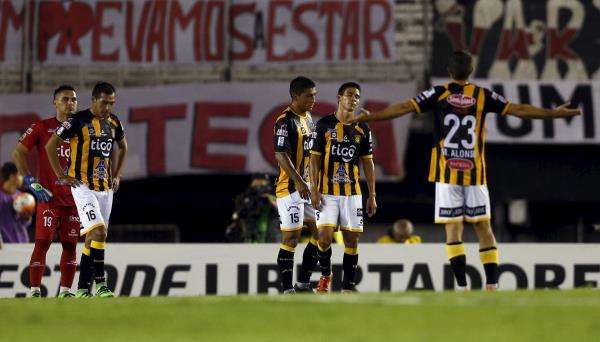 2016-04-07t000938z_1733792187_gf10000373782_rtrmadp_3_soccer-libertadores_reuters