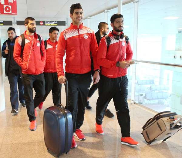 من رحلة منتخب تونس اليوم الى برشلونة 