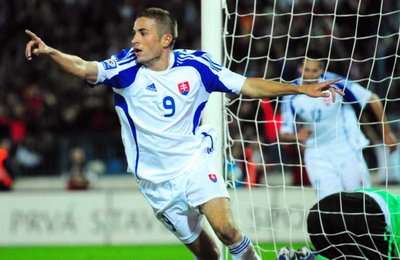 لقطة من مباراة سلوفاكيا والتشيك