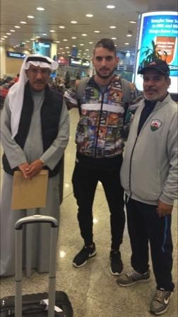 إيقان في مطار الكويت