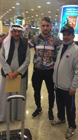 إيقان في مطار الكويت