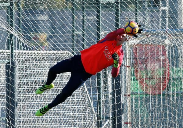 2016-12-02t114923z_521476780_rc16248a2e40_rtrmadp_3_soccer-spain_reuters