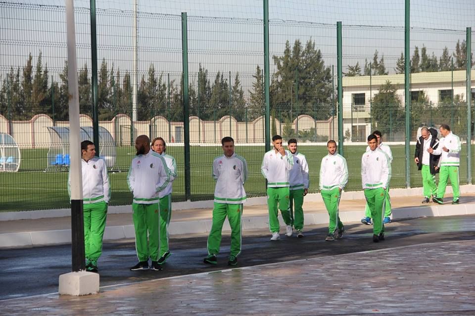 لاعبو منتخب الجزائر