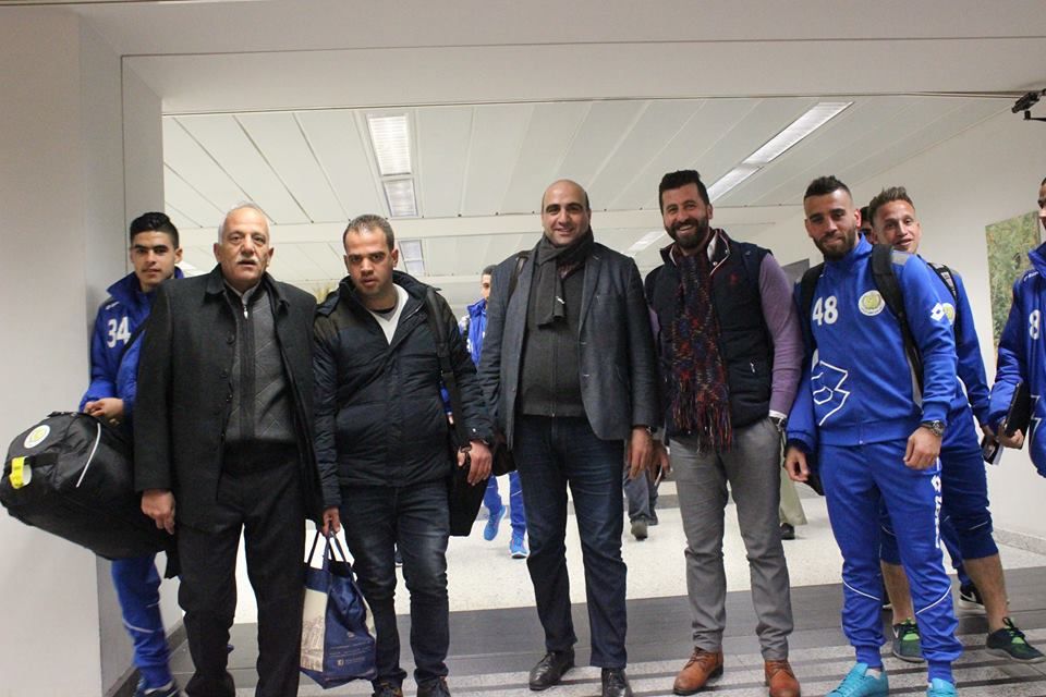 شباب الخليل لحظة وصوله لبنان