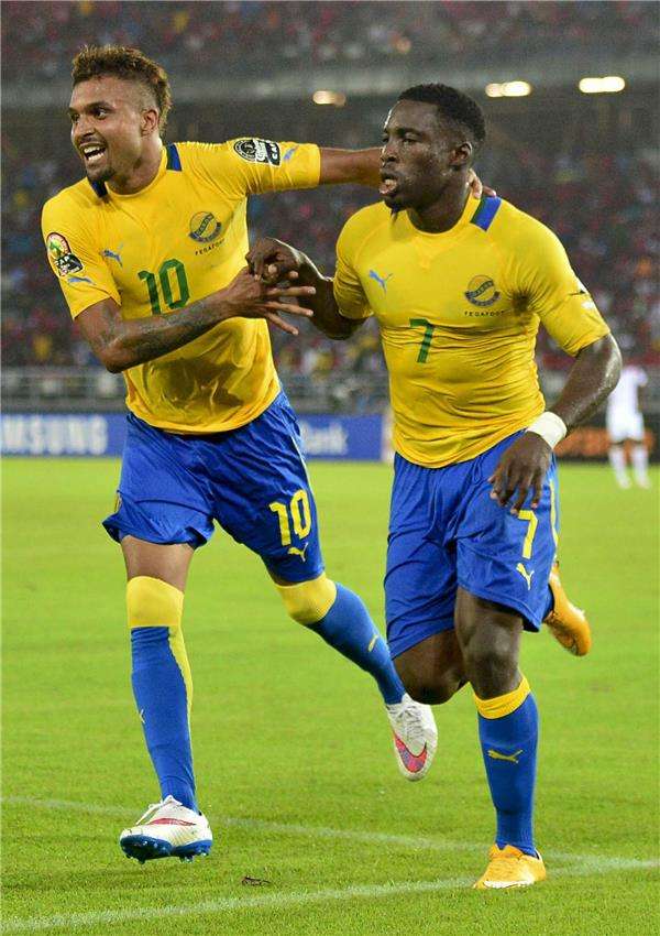 لاعبو منتخب الجابون