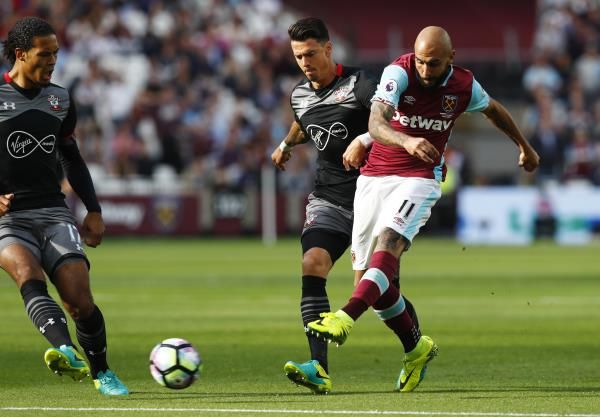 2016-09-25t150331z_117817411_mt1aci14622251_rtrmadp_3_soccer-england-whu-sou_reuters