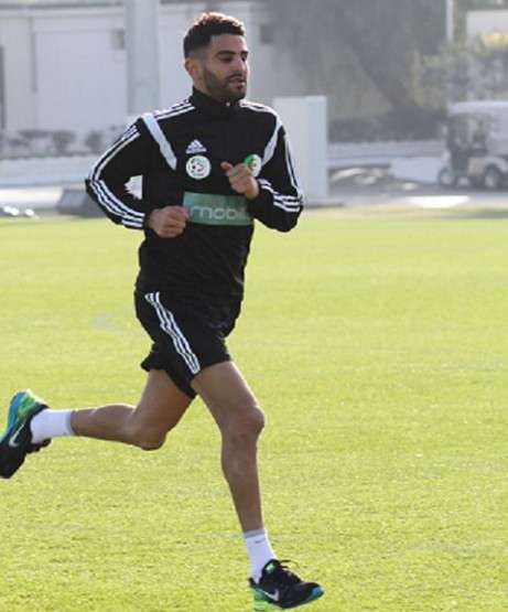 محرز بتدريبات منتخب الجزائر اليوم