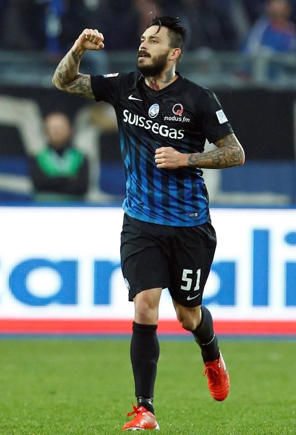 2016-10-23t151155z_355649802_s1aeuiqlqpac_rtrmadp_3_soccer-italy_reuters