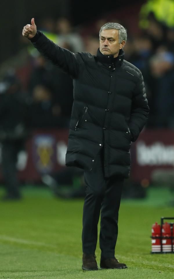 2017-01-02t183611z_126383771_mt1aci14717279_rtrmadp_3_soccer-england-whu-mun_reuters