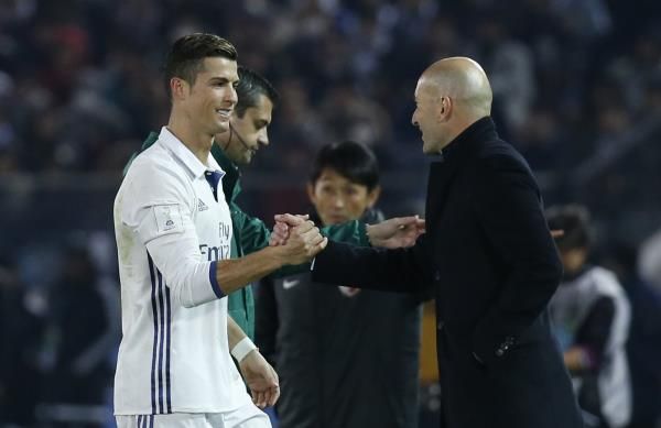 زيدان وكريستيانو رونالدو 