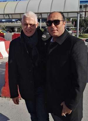 وصول المدرب الفرنسي فيلود (على اليسار) الى مطار تونس قرطاج الدولي 