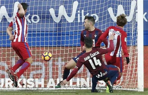 ?i=epa%2fsoccer%2f2017-01%2f2017-01-07%2f2017-01-07-05703717_epa