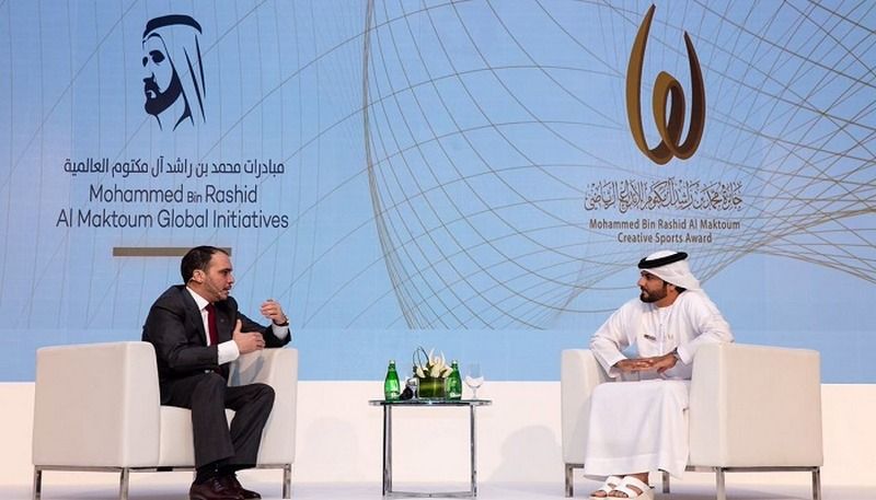 الأمير علي يتحدث في الندوة