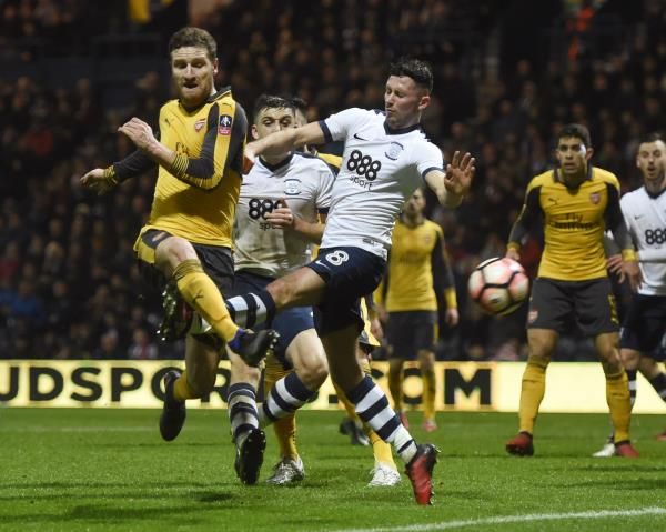 2017-01-07t190903z_126817743_mt1aci14721335_rtrmadp_3_soccer-england-pne-ars_reuters