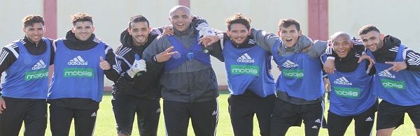 لاعبو المنتخب الجزائري