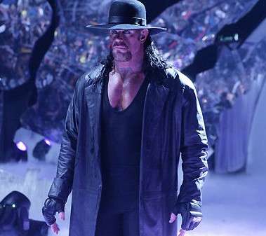 المصارع الأسطوري أندرتيكر