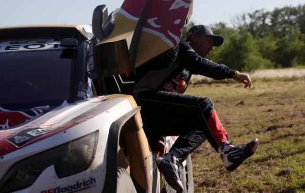 2017-01-14t121821z_1895151339_rc189bb67580_rtrmadp_3_motor-rally-dakar_reuters