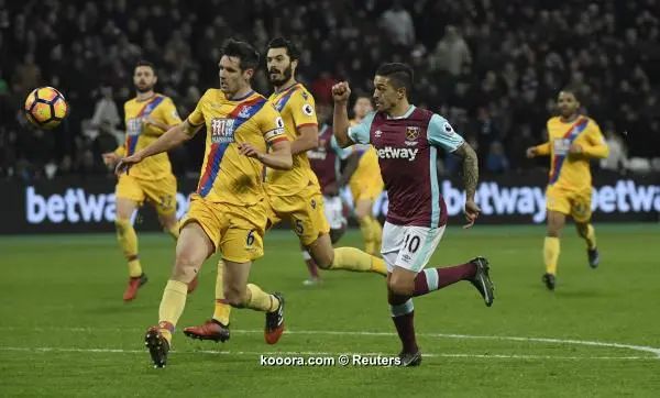 ?i=reuters%2f2017-01-14%2f2017-01-14t164718z_127414038_mt1aci14726270_rtrmadp_3_soccer-england-whu-cry_reuters