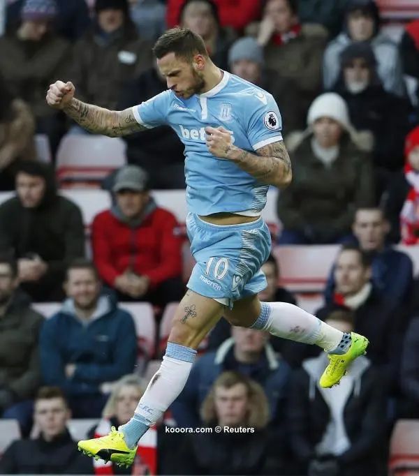 ?i=reuters%2f2017-01-14%2f2017-01-14t172831z_127416511_mt1aci14725903_rtrmadp_3_soccer-england-sun-stk_reuters