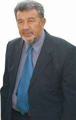 كاظم وعل